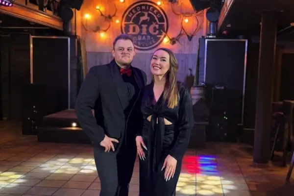 Dzīvās mūzikas vakars DIČ BAR